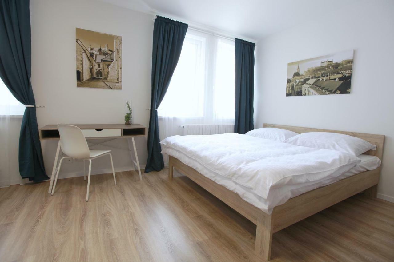 Center Place Apartment Pressburg
