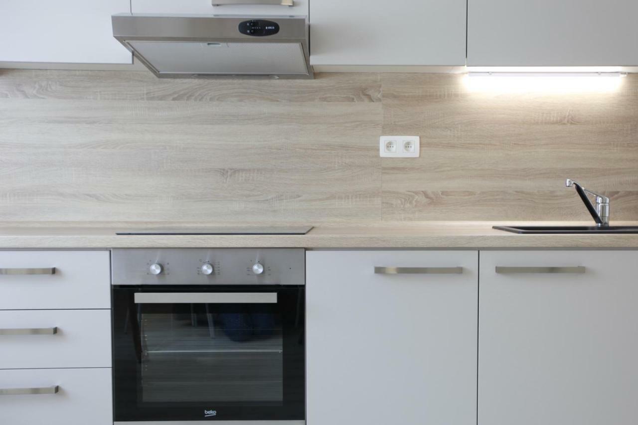 Center Place Apartment Pressburg