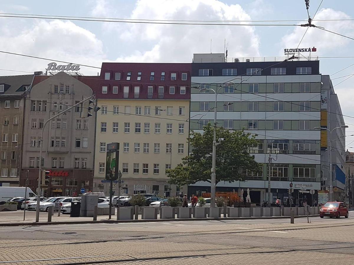 Apartment Center Place Pressburg
